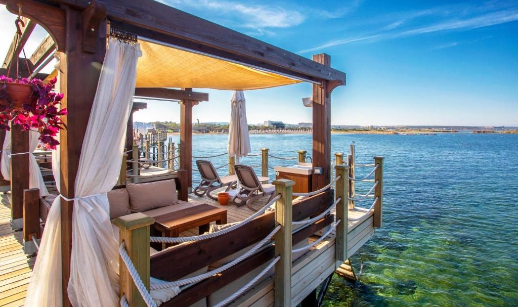 هتل کنکورد لاکچری